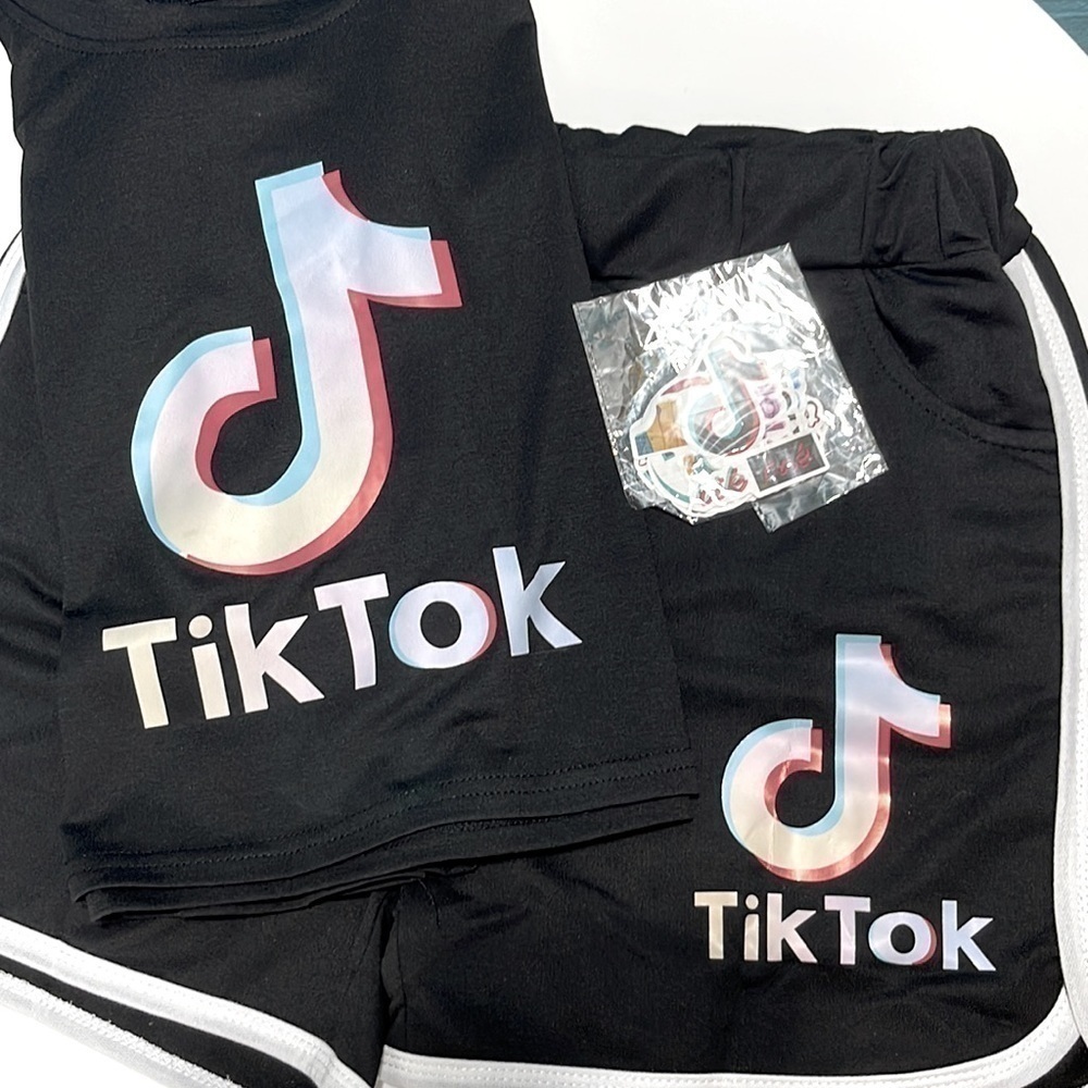 TikTok Logo Cropped Tee Shorts Lounge Set Pockets Large Bonus Tik Tok Stickers - Picture 13 of 16